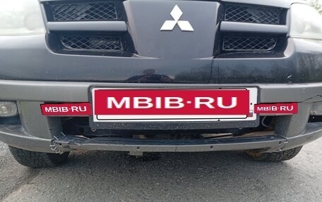 Mitsubishi Outlander III рестайлинг 3, 2003 год, 600 000 рублей, 9 фотография