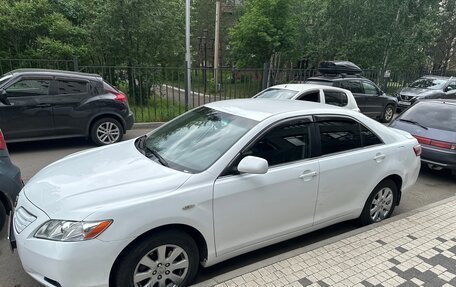 Toyota Camry, 2008 год, 900 000 рублей, 2 фотография