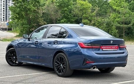 BMW 3 серия, 2020 год, 3 100 000 рублей, 2 фотография