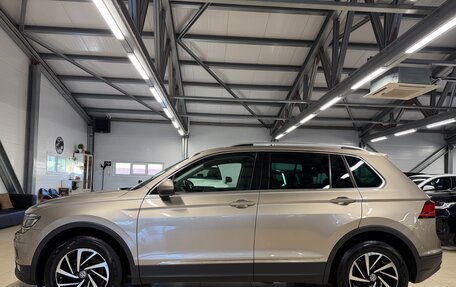 Volkswagen Tiguan II, 2018 год, 2 699 000 рублей, 6 фотография