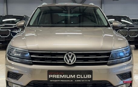 Volkswagen Tiguan II, 2018 год, 2 699 000 рублей, 8 фотография