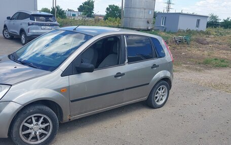 Ford Fiesta, 2003 год, 250 000 рублей, 4 фотография