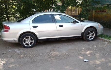 Dodge Stratus II, 2003 год, 160 000 рублей, 2 фотография