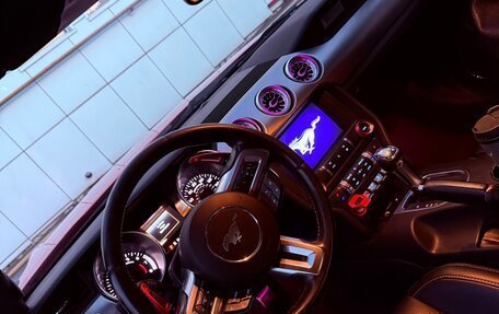 Ford Mustang VI рестайлинг, 2019 год, 2 580 000 рублей, 4 фотография