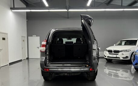 Toyota Land Cruiser Prado 150 рестайлинг 2, 2015 год, 3 395 000 рублей, 7 фотография