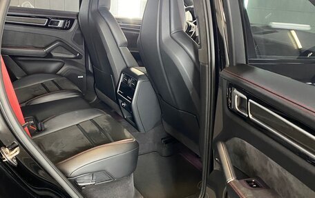 Porsche Cayenne III, 2021 год, 14 000 000 рублей, 7 фотография