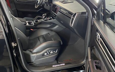 Porsche Cayenne III, 2021 год, 14 000 000 рублей, 8 фотография