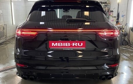 Porsche Cayenne III, 2021 год, 14 000 000 рублей, 16 фотография