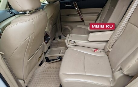 Toyota Highlander III, 2012 год, 2 900 000 рублей, 20 фотография