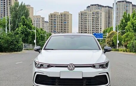 Volkswagen Golf VIII, 2022 год, 2 150 011 рублей, 2 фотография