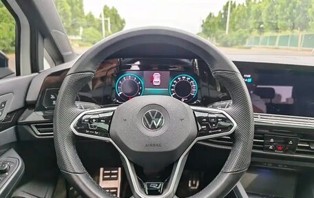 Volkswagen Golf VIII, 2022 год, 2 150 011 рублей, 13 фотография