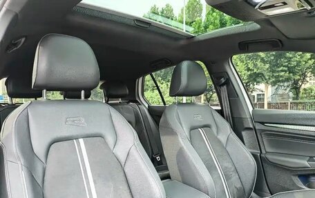 Volkswagen Golf VIII, 2022 год, 2 150 011 рублей, 16 фотография