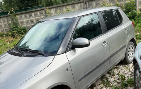 Skoda Fabia II, 2011 год, 600 000 рублей, 1 фотография