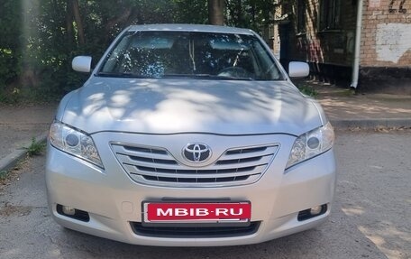 Toyota Camry, 2008 год, 1 050 000 рублей, 1 фотография