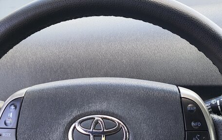 Toyota Prius, 2008 год, 800 000 рублей, 3 фотография