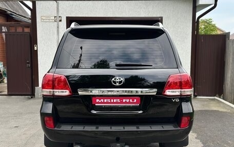 Toyota Land Cruiser 200, 2011 год, 3 180 000 рублей, 6 фотография