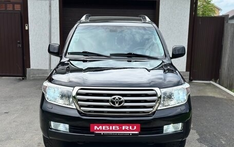 Toyota Land Cruiser 200, 2011 год, 3 180 000 рублей, 3 фотография