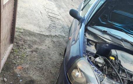 Renault Clio III, 2001 год, 98 000 рублей, 2 фотография