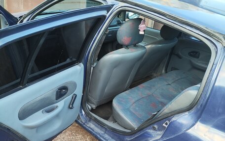 Renault Clio III, 2001 год, 98 000 рублей, 6 фотография