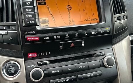 Toyota Land Cruiser 200, 2011 год, 3 180 000 рублей, 12 фотография