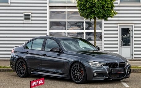 BMW 3 серия, 2018 год, 2 595 000 рублей, 3 фотография