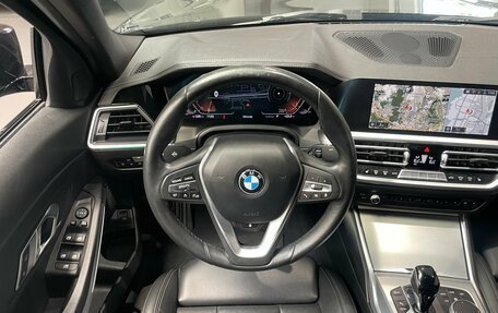 BMW 3 серия, 2021 год, 2 877 000 рублей, 14 фотография