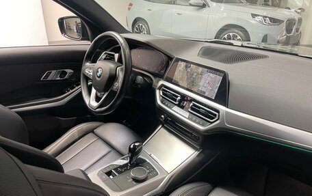 BMW 3 серия, 2021 год, 2 877 000 рублей, 11 фотография
