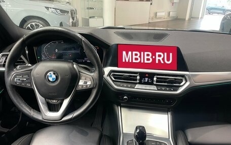 BMW 3 серия, 2021 год, 2 877 000 рублей, 13 фотография