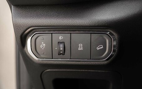 Haval Jolion, 2024 год, 2 000 000 рублей, 19 фотография