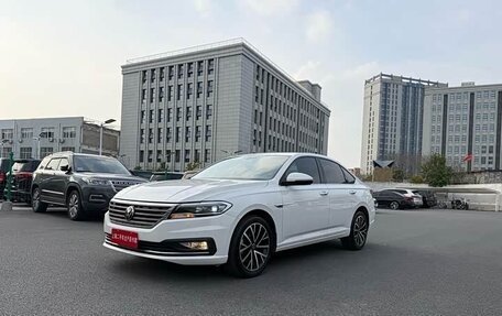 Volkswagen Lavida, 2022 год, 1 395 010 рублей, 6 фотография