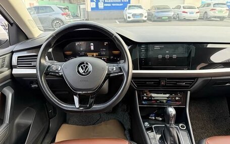 Volkswagen Lavida, 2022 год, 1 395 010 рублей, 13 фотография