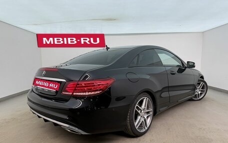 Mercedes-Benz E-Класс, 2015 год, 1 990 000 рублей, 2 фотография