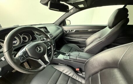 Mercedes-Benz E-Класс, 2015 год, 1 990 000 рублей, 10 фотография