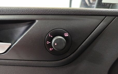Volkswagen Polo VI (EU Market), 2021 год, 1 600 000 рублей, 19 фотография