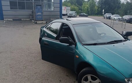 Mazda 323, 1995 год, 150 000 рублей, 2 фотография