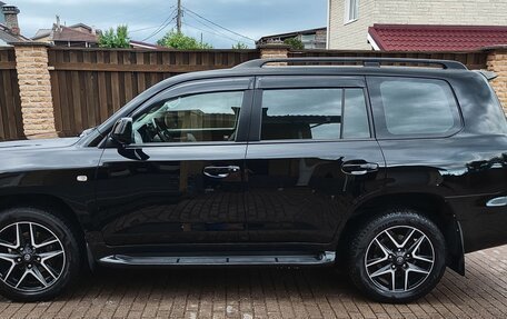 Toyota Land Cruiser 200, 2010 год, 3 299 000 рублей, 3 фотография