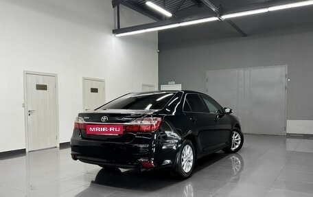 Toyota Camry, 2015 год, 1 825 000 рублей, 2 фотография