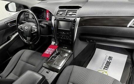 Toyota Camry, 2015 год, 1 825 000 рублей, 14 фотография