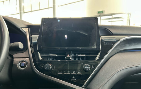 Toyota Camry, 2023 год, 3 684 000 рублей, 15 фотография
