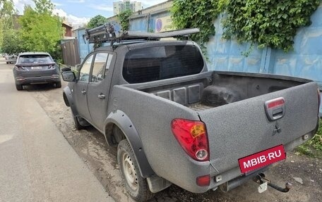 Mitsubishi L200 IV рестайлинг, 2015 год, 950 000 рублей, 4 фотография