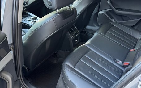 Audi A4, 2018 год, 2 105 000 рублей, 10 фотография