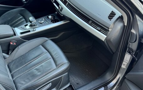 Audi A4, 2018 год, 2 105 000 рублей, 4 фотография