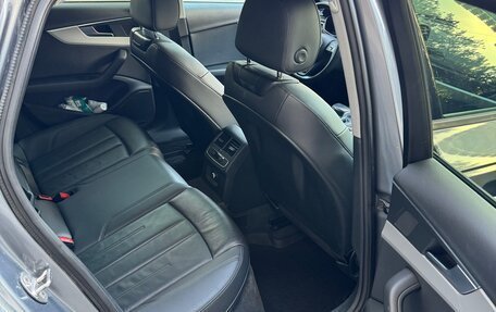 Audi A4, 2018 год, 2 105 000 рублей, 5 фотография