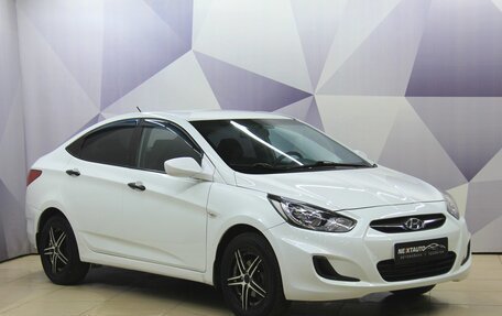 Hyundai Solaris II рестайлинг, 2013 год, 585 000 рублей, 9 фотография