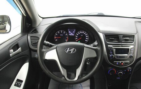 Hyundai Solaris II рестайлинг, 2013 год, 585 000 рублей, 17 фотография