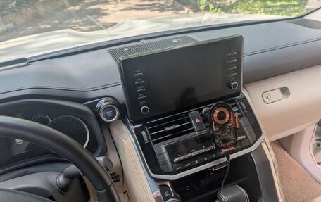 Toyota Land Cruiser, 2021 год, 9 500 000 рублей, 8 фотография