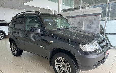 Chevrolet Niva I рестайлинг, 2015 год, 729 900 рублей, 1 фотография