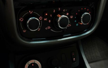 Renault Duster I рестайлинг, 2015 год, 1 199 000 рублей, 15 фотография