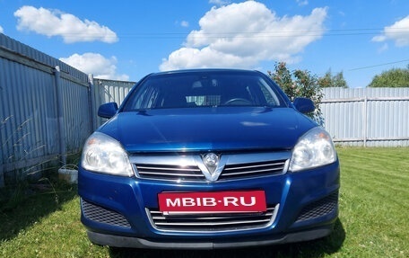 Opel Astra H, 2011 год, 650 000 рублей, 3 фотография