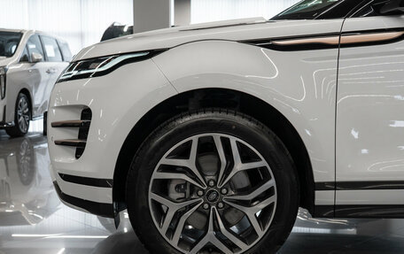 Land Rover Range Rover Evoque II, 2025 год, 5 700 000 рублей, 30 фотография